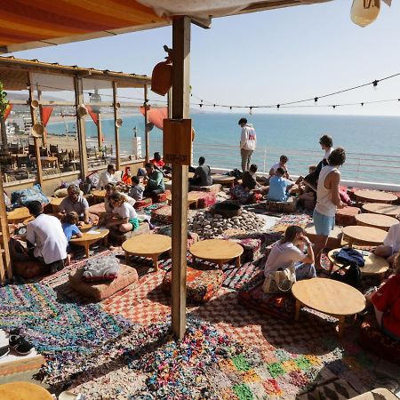 Locals Taghazout Surfcamp Hotell Eksteriør bilde