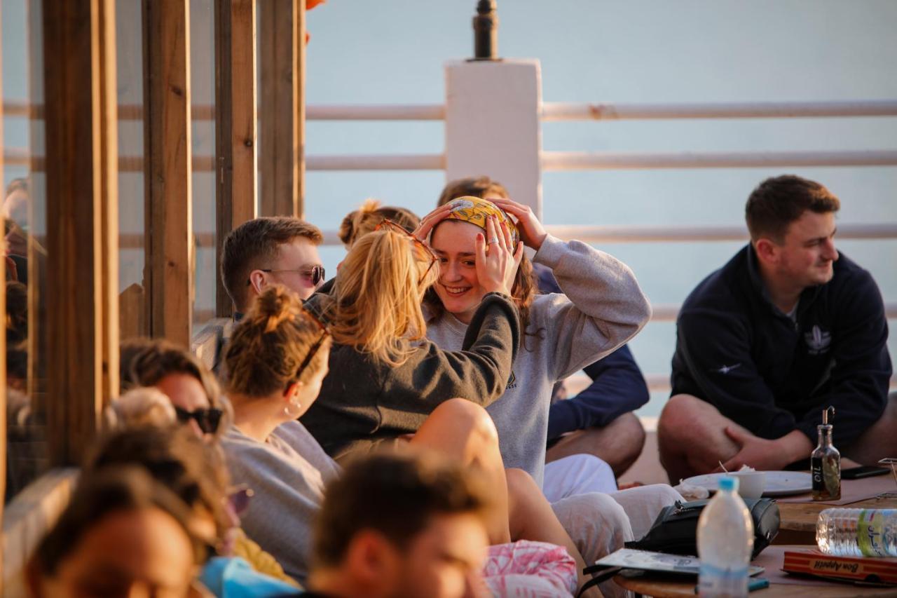 Locals Taghazout Surfcamp Hotell Eksteriør bilde